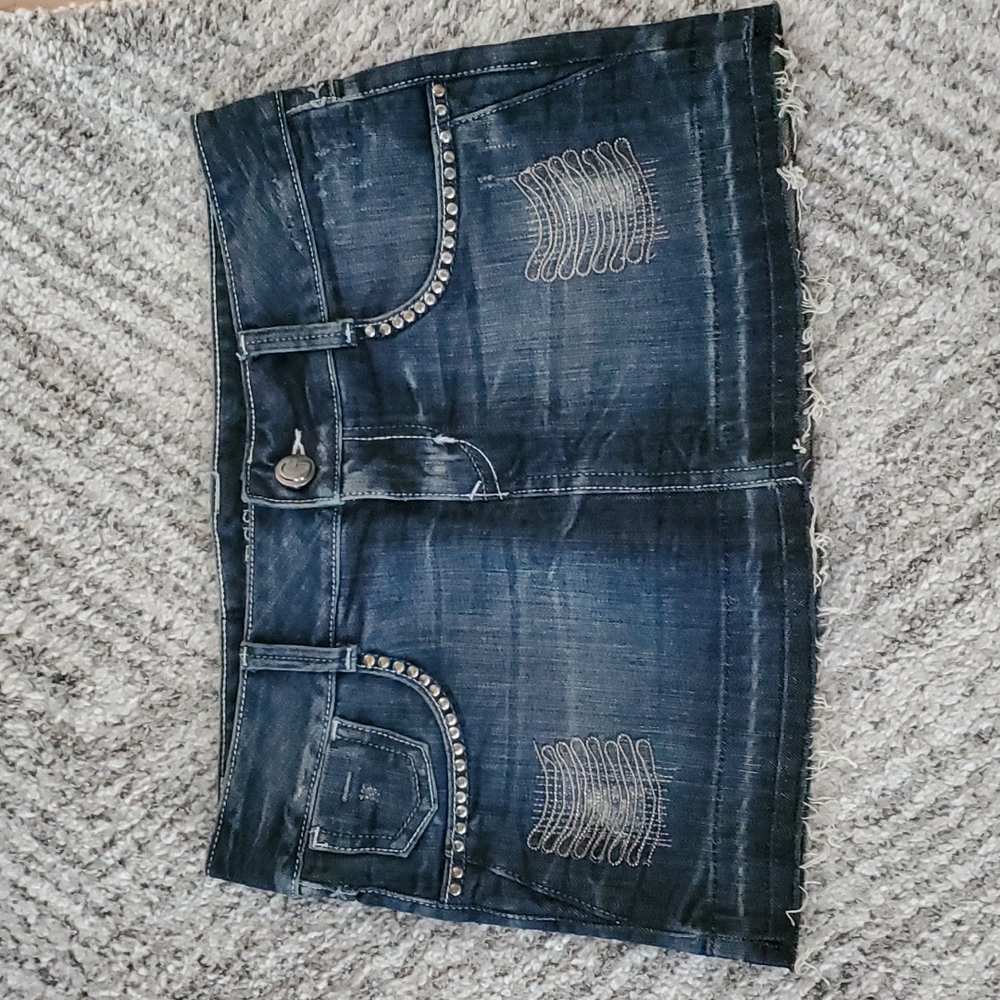 Skirts gently used